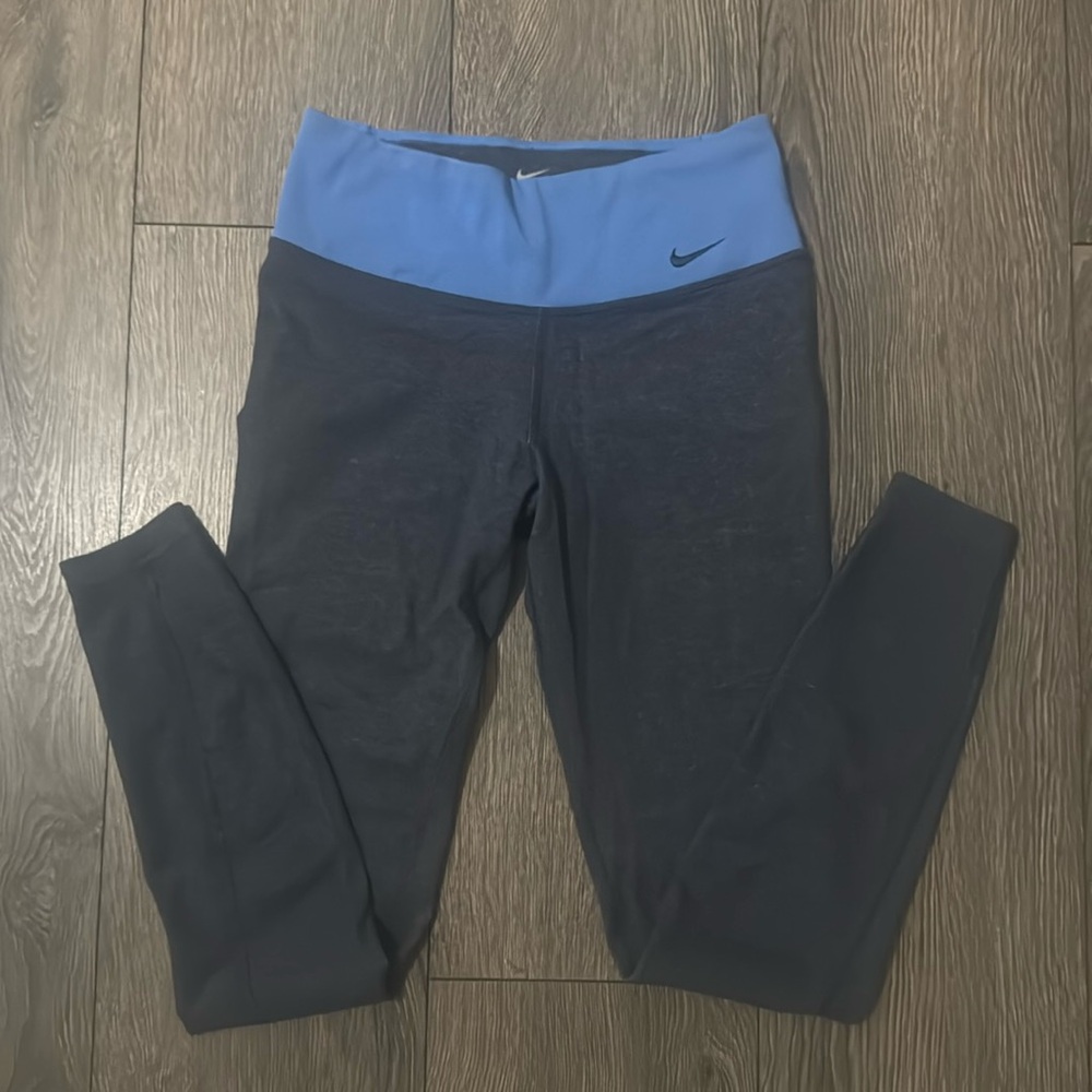 Nike leggings